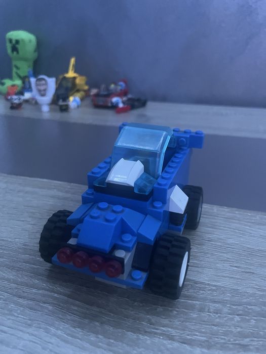 lego cu sectie de politie si submarin