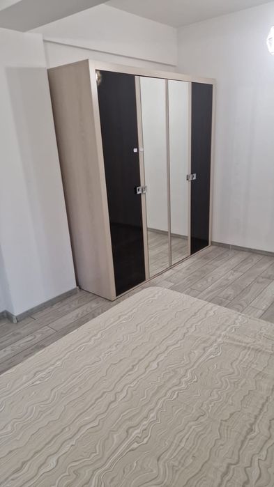 Apartament de închiriat
