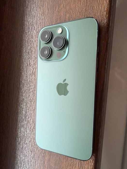 Iphone 13 Pro Green