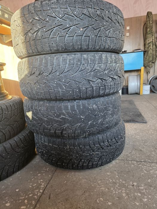 Продам Резину  toyo