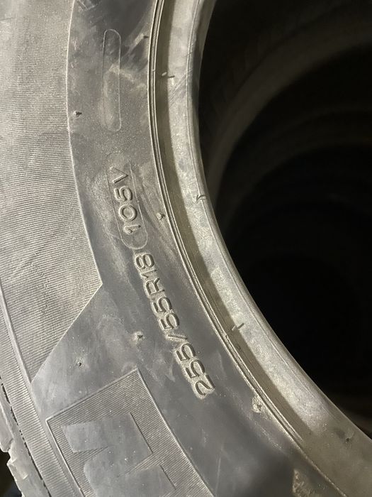 Шины лето 255,55 р18 мишлен