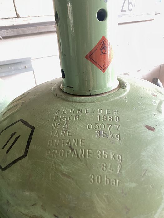 Vand butelii gaz 84 l capacitate