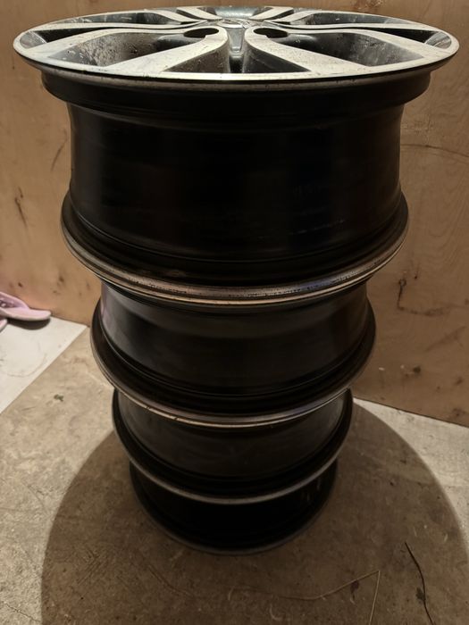 Продам диски 5*114,3 на 16