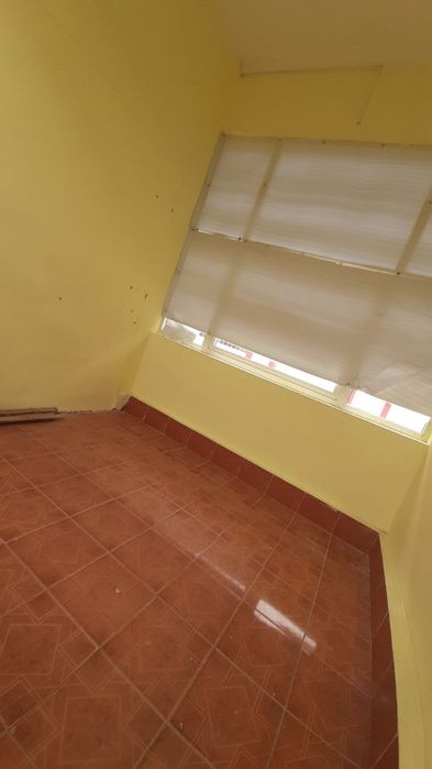 Do'kon sotiladi arzon narxda, 9 kvadrat +9 m2 foydali maydoni bilan