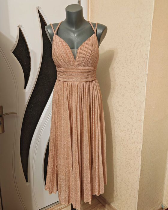 Дамска, официална рокля