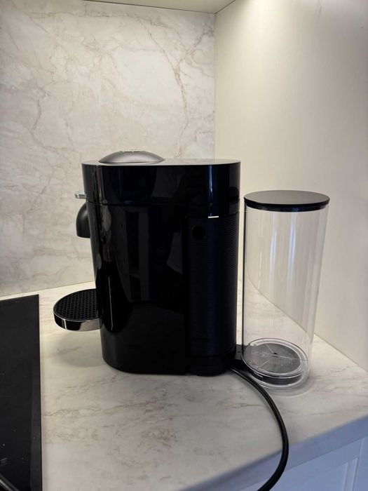 Kафе автомат VERTUO PLUS BLACK