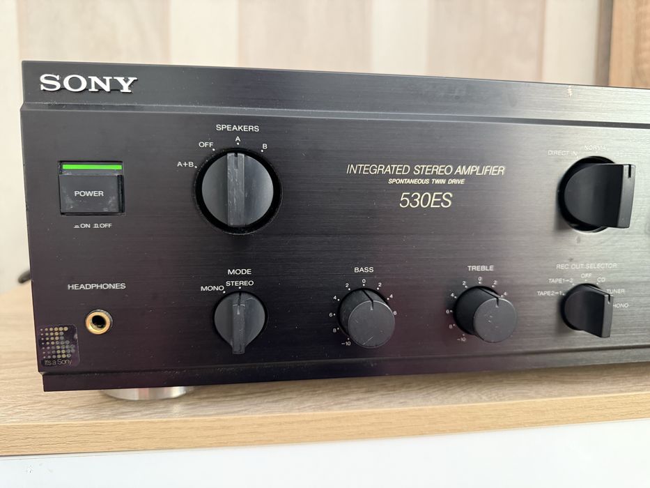 Като нов Sony TA-F530es