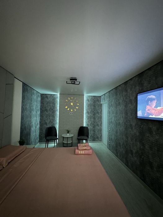 1 ком по часам 2500. Плаза Арбат