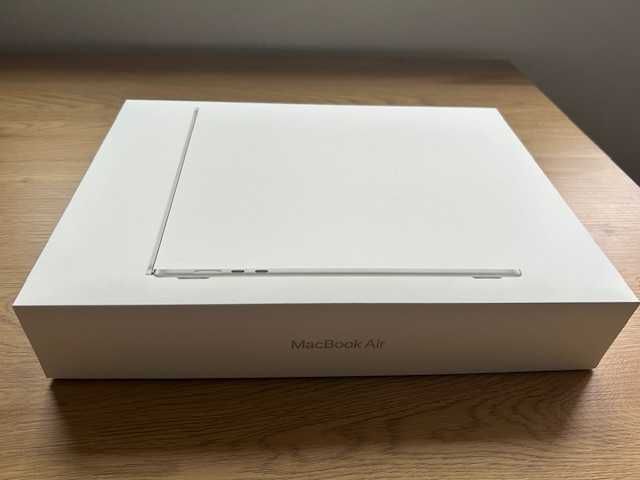 Лаптоп Apple MacBook Air 15", Apple M4, 10 CPU и 10 GPU ядра, 16 GB RAM, 256 GB, Silver