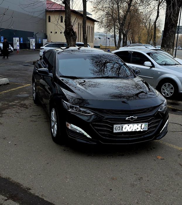 Malibu 2 XL 2023 qora tozza ideal kam yurgan