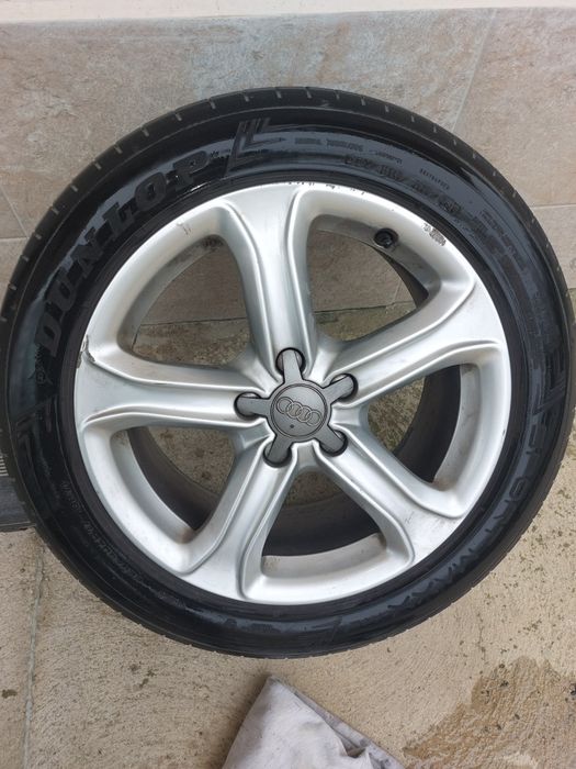 Гуми 2 броя DUNLOP 225/50/17R