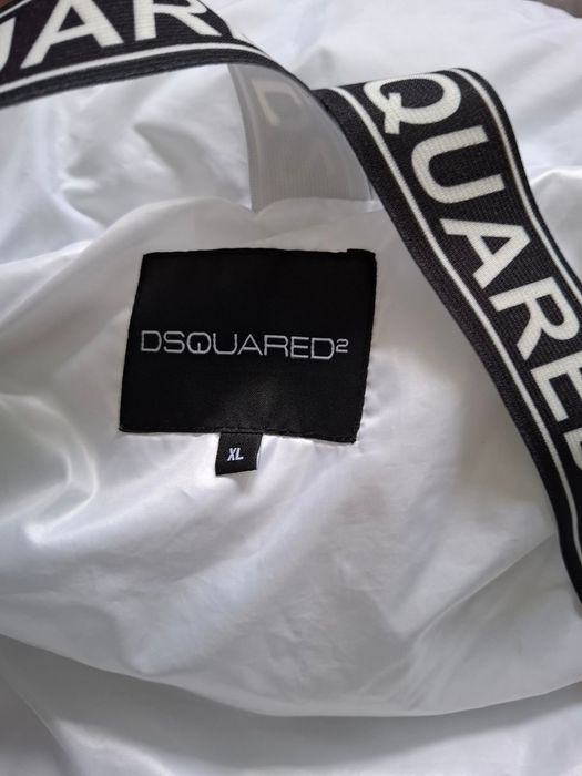 елек "DSQARED2" бял с пух
