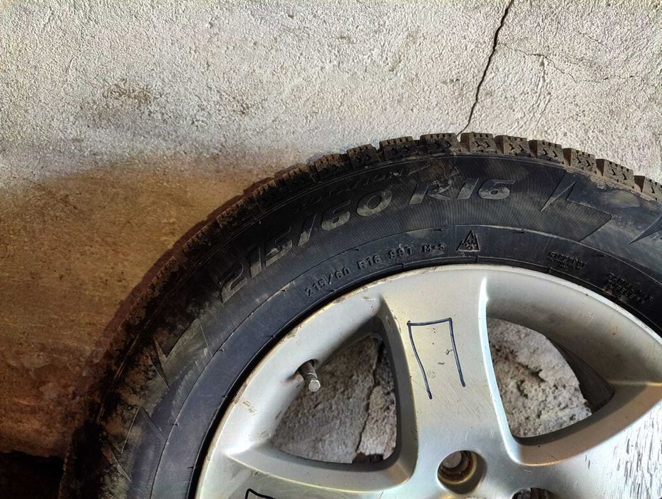 продам резину, фары.