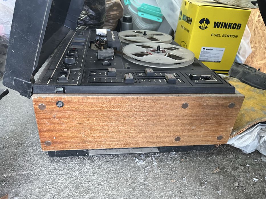 Проигрыватель советский