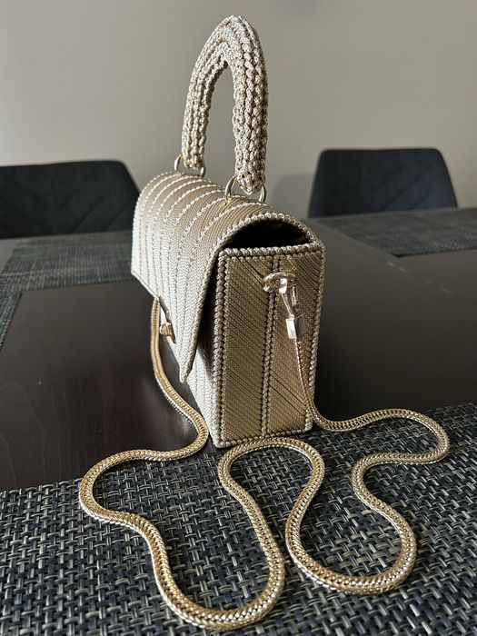 Нова ръчно плетена чанта