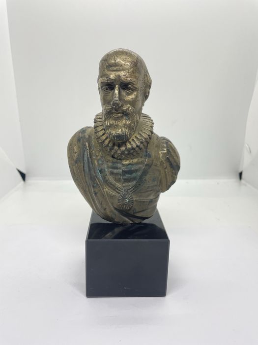 Bust din bronz cu postament din marmura