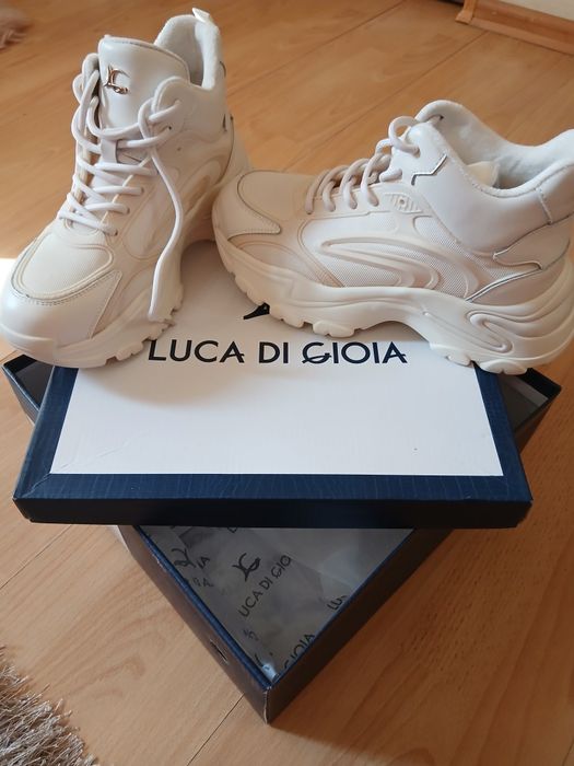 Vand sneakers Luca Di Gioia