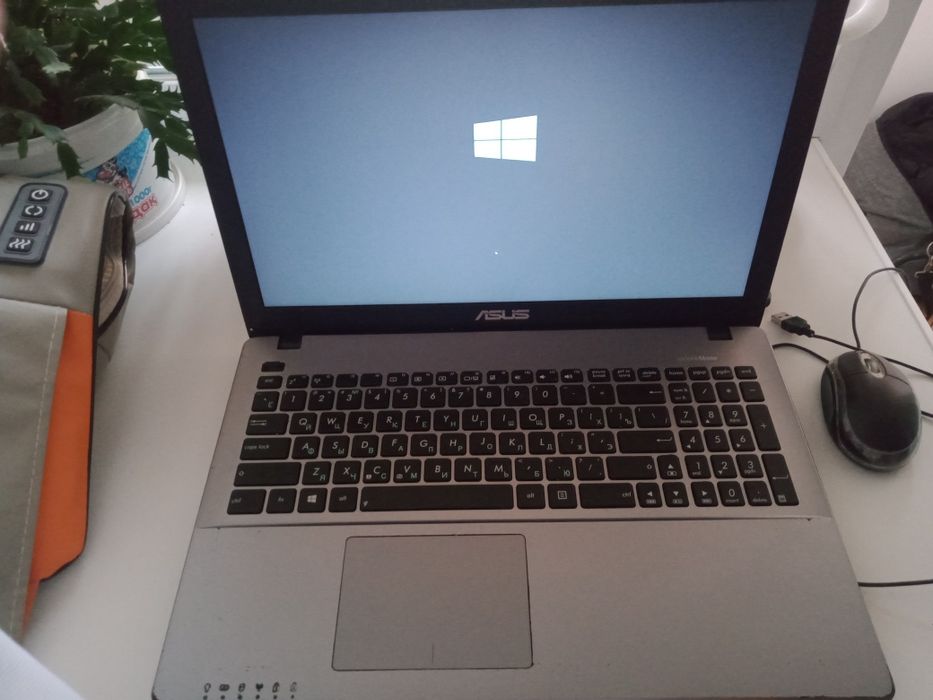 Ноутбук asus б/у