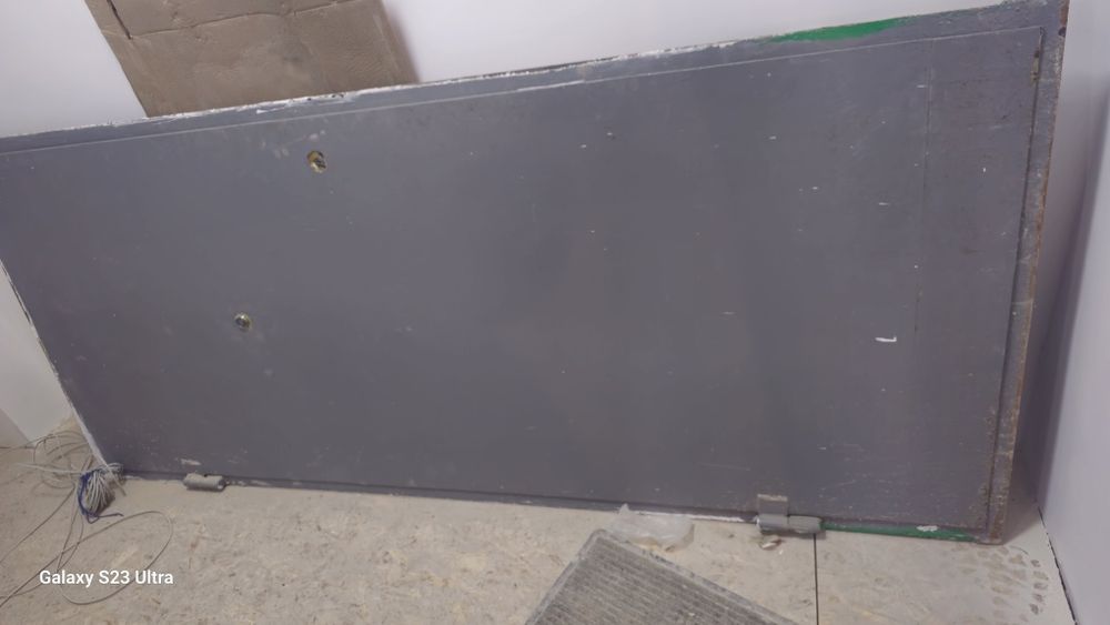 Железная дверь. Б/у