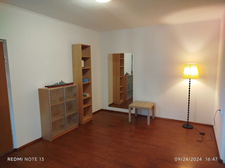 Parter, casa la curte, zona Piata Victoriei, PROPRIETAR Bucuresti