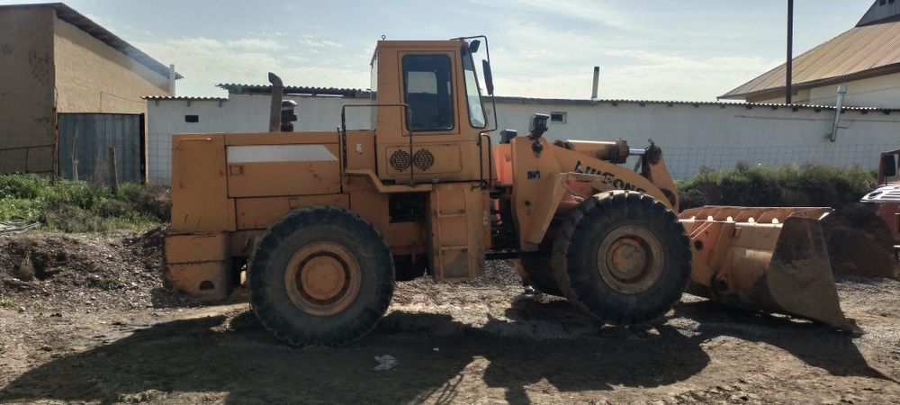 Погрузчик "Лю Гон" сатылады