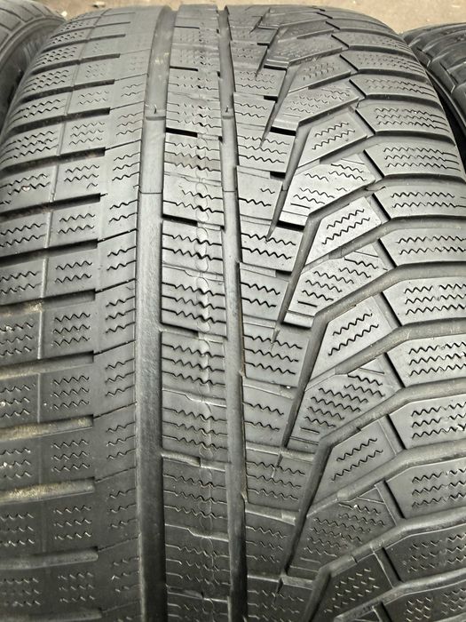 Anvelope iarna 255/35 r19 cu 225/40 r19 M+S - Hankook Winter I Cept Evo2