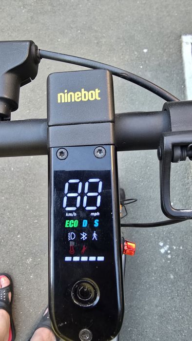 Trotinetă Segway Ninebot