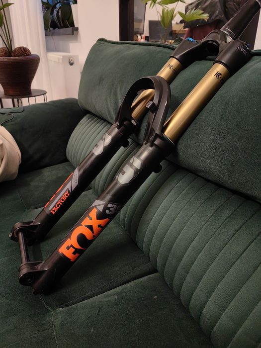 Pachet furca Fox 36 și dropper Fox Transfer Kashima