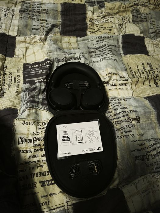 Слушалки Sennhesier Accentum Plus НОВИ