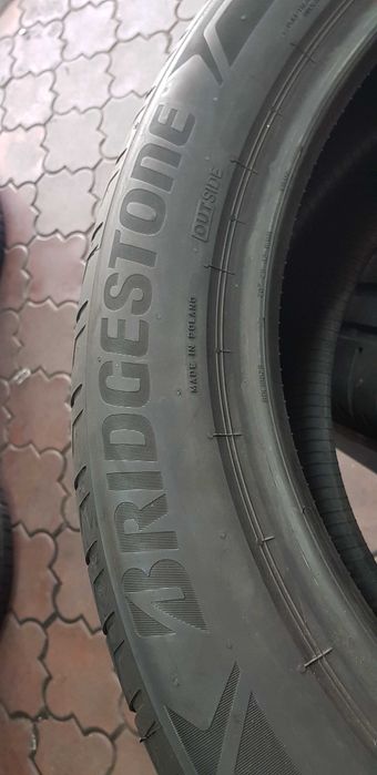 anvelope Bridgestone 255/50/20