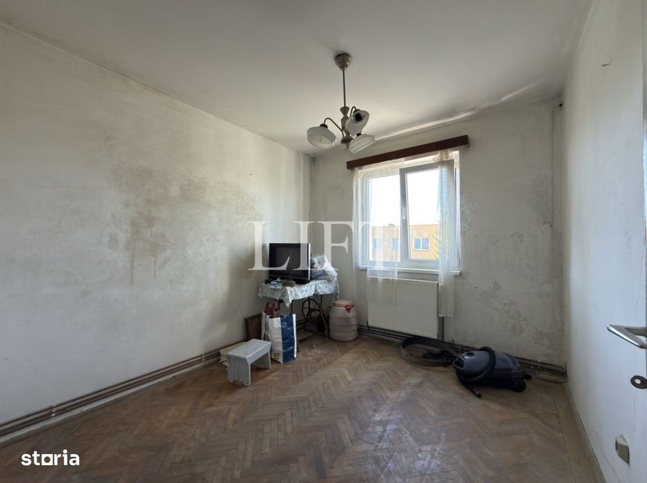 Apartament de 2 camere, 35mp, Zona Astra - Floriilor, Necesita renovar