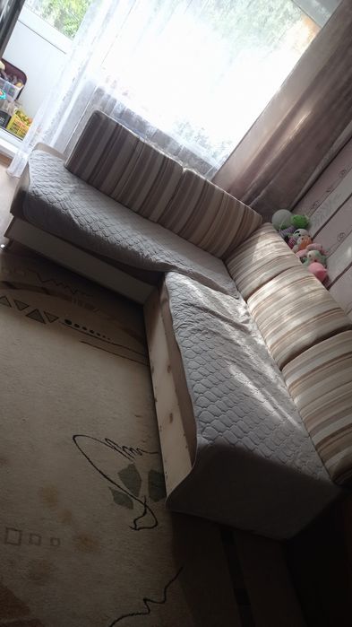 Продам угловой диван