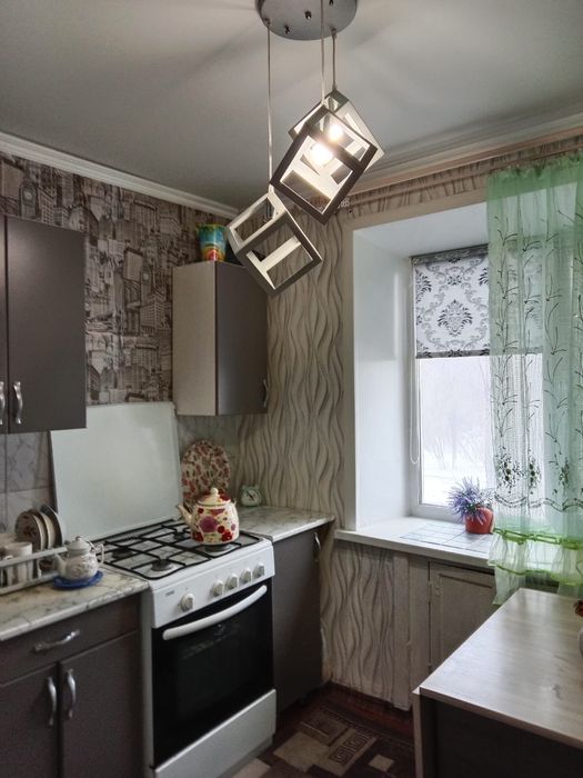 Продам однокомнатную 2этаж