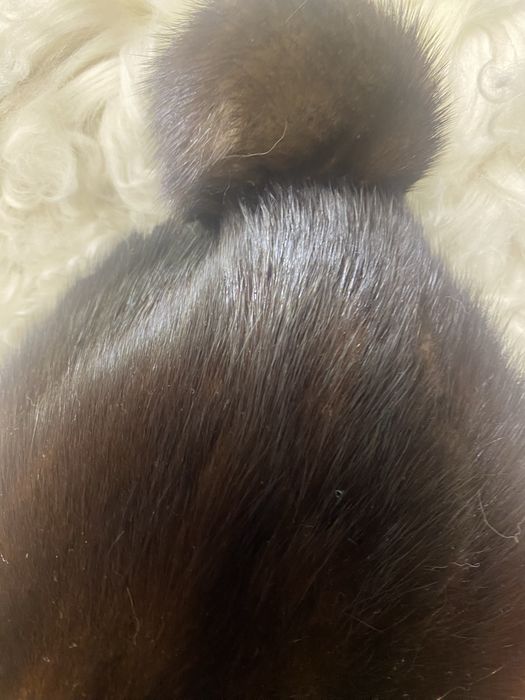 Caciuli si berete din blana naturala