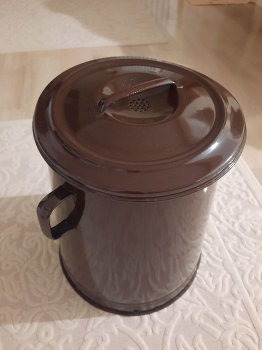 Vând Garnita Oala pentru untura stare foarte buna