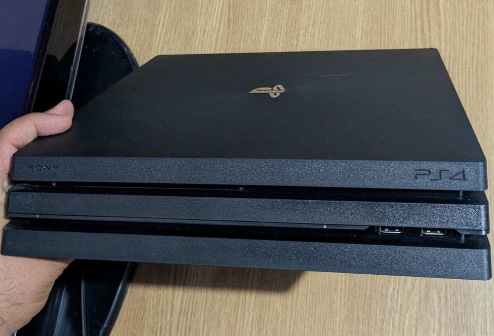 PlayStation 4 Pro 1Tb