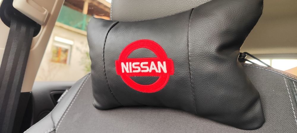 Възглавнички Nissan за автомобил