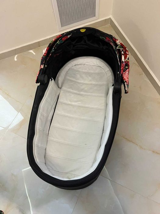 Бебешка количка Cybex fashion spring blossom dark комплект.