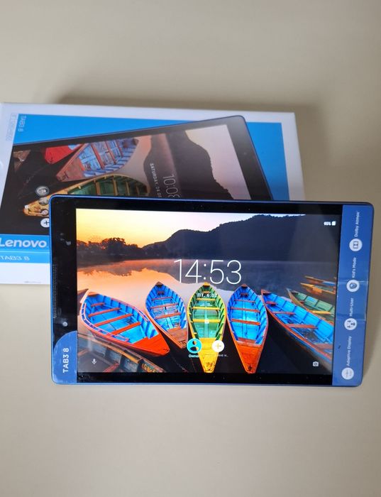 Таблет Lenovo Tab 3  8"  RAM 16GB Black