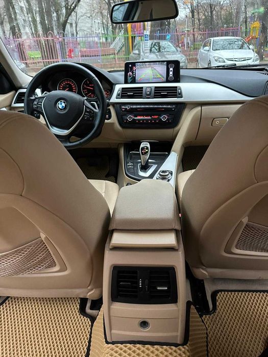BMW 320d F30 2013 | Cutie Automată | Navi Mare | Piele