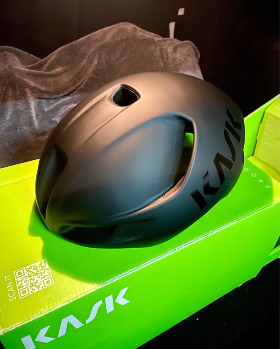 Шлем Kask Utopia Y черный мат. Размер М