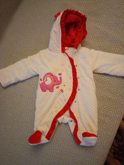 Теплый комбенизон малышу