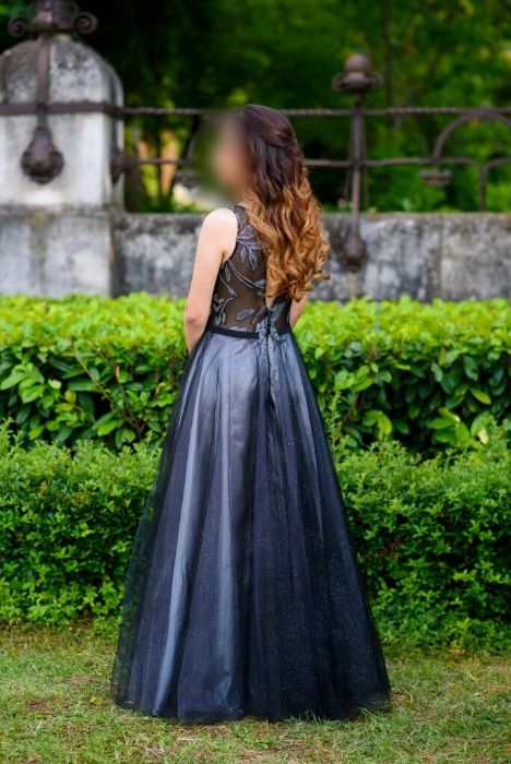 продавам бална рокля