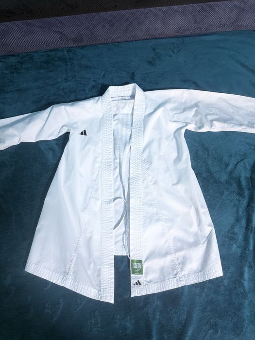 kimono de la adidas editia cu Green Karate set complet