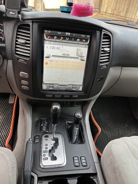 Продам Lexus LX470