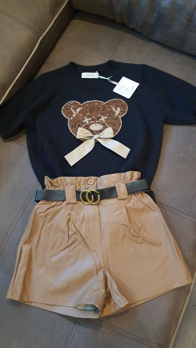 Нови Пуловер мече и кожени къси панталони