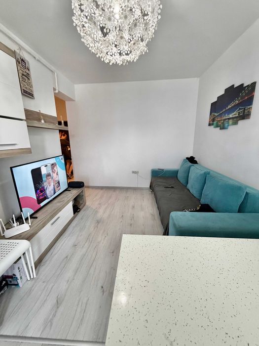 Apartament 2 camere mobilat Militari Residence - parcare proprie