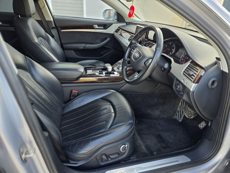 Audi A8 2015 3.0 diesel Euro 6 Adb-blue matrix