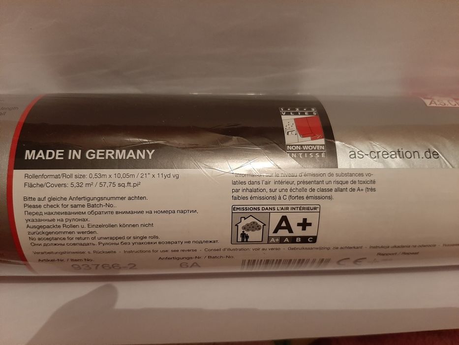 Продам Германские обои 6 шт.