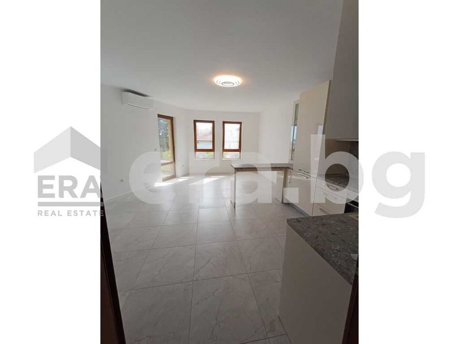 Дава се под наем Тристаен апартамент в Варна, м-т Траката - 100 кв.м за 228000 € - Снимка #1